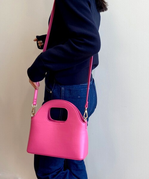 OPAQUE.CLIP（オペークドットクリップ）の「◆ホールハンドルミニバッグ【2WAY】（ショルダーバッグ・レディース・ブラック/オフホワイト/ピンク系・00）」の3枚目の写真