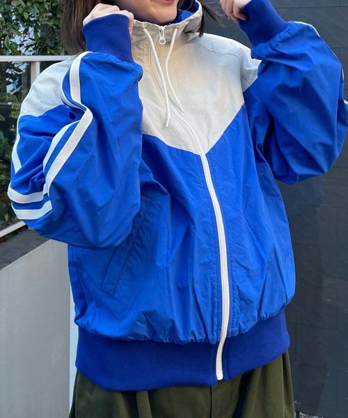 WEGO(ウィゴー)の「WEGO/ナイロンライン切り替えブルゾン(ブルゾン・レディース・ピンク/ブルー・FREE)」の2枚目の写真