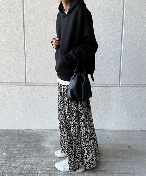 Doux archives（ドゥアルシーヴ）の「23SS［ＷＥＢ限定］ボンディングパーカー×ロングＴシャツ（パーカー・レディース・ブラック/グレー/サックスブルー/クリーム・FREE）」の8枚目の写真