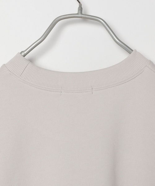 HARE（ハレ）の「【WEB限定】HAREロゴビッグドルマンスウェット(HARE)（スウェット・メンズ・ライトグレー/ブラック/オレンジ/ブルー/ブルー系その他/チャコールグレー/オレンジ系その他/パープル/ブルー系その他2/レッド/ダークブルー・SMALL/MEDIUM/X-SMALL）」の16枚目の写真