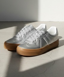 AAA+（サンエープラス）の「GERMAN TRAINER   バルカナイズド製法   ジャーマントレーナー ユニセックス（スニーカー）」