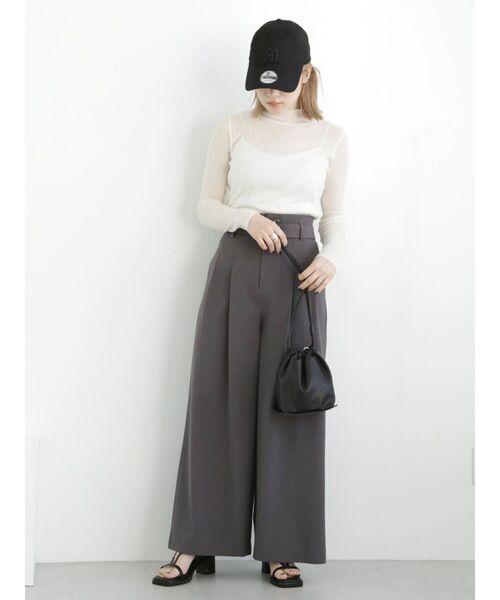 MURUA（ムルーア）の「シャーリングボトムバッグ（ハンドバッグ・レディース・シルバー/ブラック・FREE）」の4枚目の写真