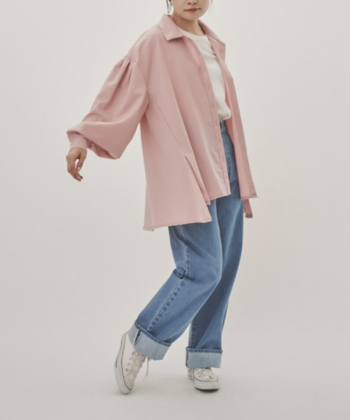 idem（イデム）の「volume sleeve tuck shirt/裾デザインシャツ（シャツ/ブラウス・レディース・ブラック/ホワイト/ピンク・FREE）」の17枚目の写真