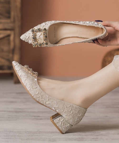 Burner（バーナー）の「【OKUOKU　0909】フラワービジュー ポインテッドトゥパンプス oku-shoes-682999725140-59 U（パンプス・レディース・ベージュ/ブラック/グレー・36/37/38/35/40/39）」の8枚目の写真