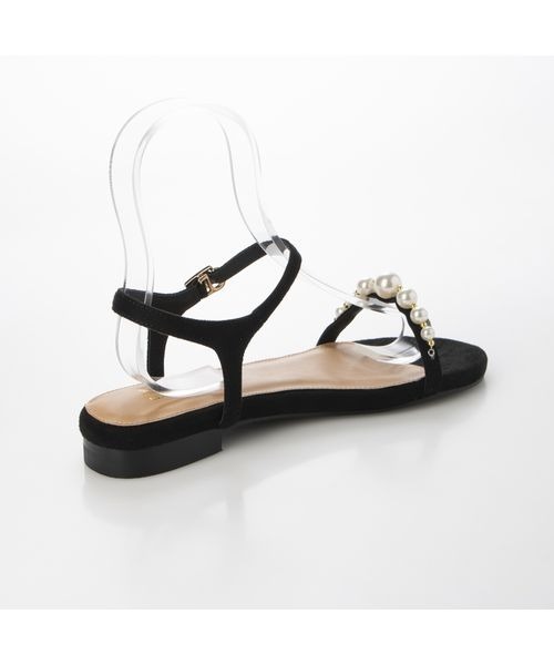 Fin（フィン）の「パールストラップサンダル【低反発スポンジ入り】（サンダル・レディース・ピンク/ベージュ/ブラック/ネイビー・23cm/24cm/25cm/22.5cm/23.5cm/24.5cm）」の5枚目の写真