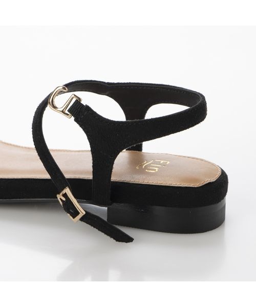 Fin（フィン）の「パールストラップサンダル【低反発スポンジ入り】（サンダル・レディース・ピンク/ベージュ/ブラック/ネイビー・23cm/24cm/25cm/22.5cm/23.5cm/24.5cm）」の6枚目の写真