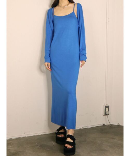 EMODA(エモダ)の「ボレロセットキャミソールワンピース(ワンピース・レディース・ブラック/ブルー/グレー・FREE)」の5枚目の写真