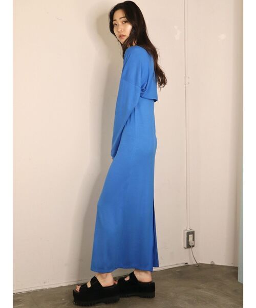 EMODA(エモダ)の「ボレロセットキャミソールワンピース(ワンピース・レディース・ブラック/ブルー/グレー・FREE)」の12枚目の写真