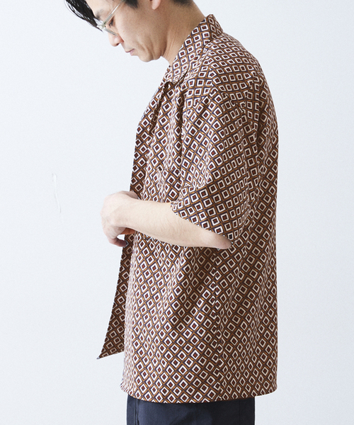 417 EDIFICE(フォーワンセブンエディフィス)の「スクエアパターンシャツ ”セットアップ着用可能”(シャツ/ブラウス・メンズ・ネイビー/レッド・MEDIUM/LARGE)」の10枚目の写真