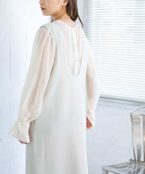 KBF（ケイビーエフ）の「2WAYボリュームスリーブタックブラウス（シャツ/ブラウス・レディース・アイボリー/ブラック/グリーン系その他・ONE）」の21枚目の写真