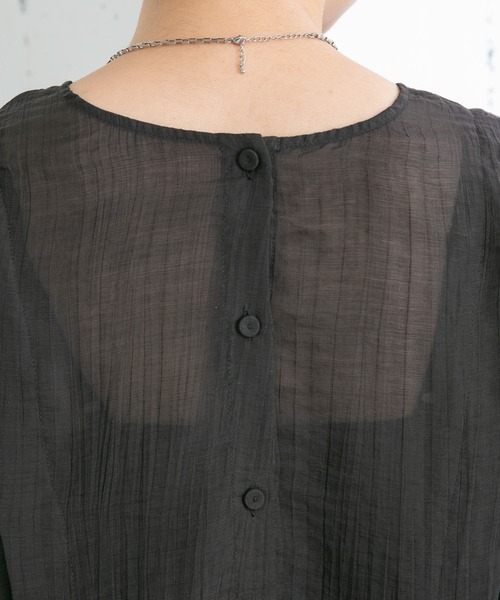 KBF（ケイビーエフ）の「2WAYボリュームスリーブタックブラウス（シャツ/ブラウス・レディース・アイボリー/ブラック/グリーン系その他・ONE）」の8枚目の写真