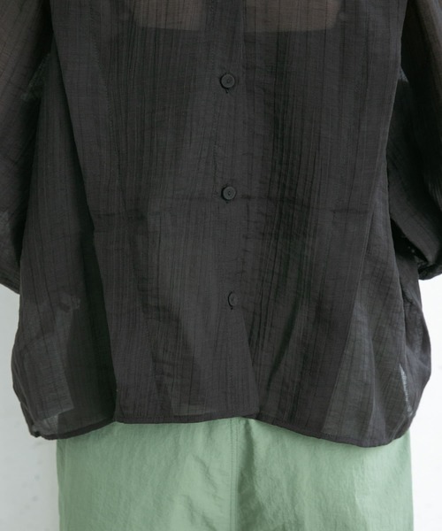 KBF（ケイビーエフ）の「2WAYボリュームスリーブタックブラウス（シャツ/ブラウス・レディース・アイボリー/ブラック/グリーン系その他・ONE）」の9枚目の写真