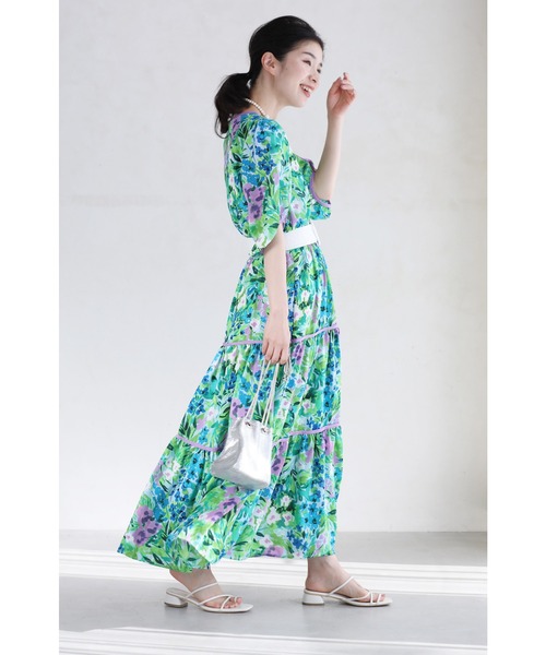 cawaii（カワイイ）の「庭園の花を描いたボタニカルアートティアードロングワンピース（ワンピース・レディース・グリーン・FREE）」の9枚目の写真