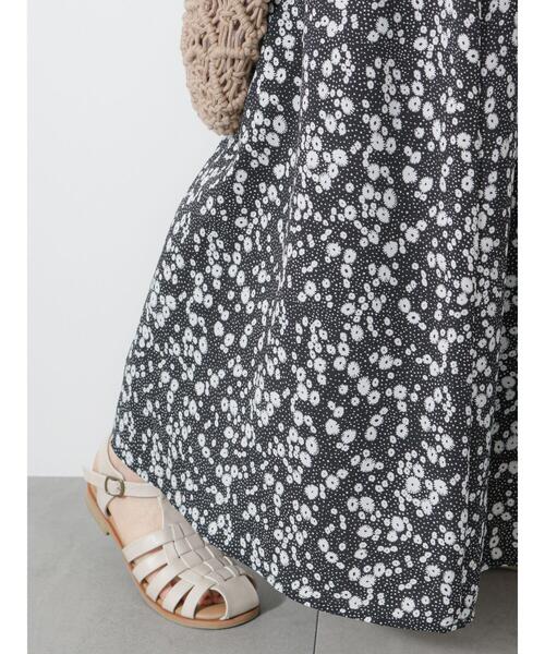 ehka sopo(エヘカソポ)の「小花柄フレアスカート(スカート・レディース・グリーン/レッド/ブラック・F)」の16枚目の写真