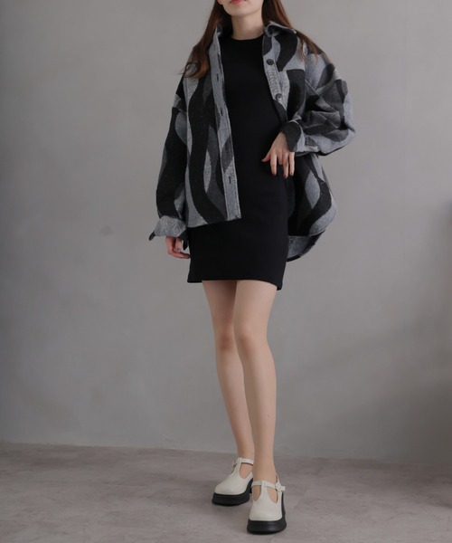 VIVIAN（ヴィヴィアン）の「厚底Tストラップシューズ　ZOZOTOWN+オフィシャルサイト限定商品（ドレスシューズ・レディース・アイボリー/ブラック・S/M/L/LL）」の6枚目の写真