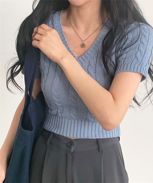 Girly Doll(ガーリードール)の「Vネックケーブル半袖ニット(ニット/セーター・レディース・ブルー/ブラック/ホワイト/ピンク・F)」の13枚目の写真