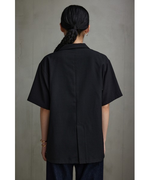 AZUL by moussy(アズールバイマウジー)の「リネンライク半袖シャツジャケット(テーラードジャケット・レディース・ダークグリーン/ブラック/アイボリー・FREE)」の18枚目の写真