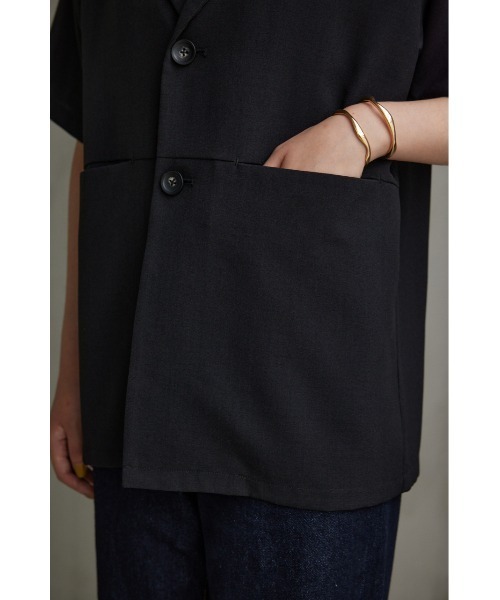 AZUL by moussy(アズールバイマウジー)の「リネンライク半袖シャツジャケット(テーラードジャケット・レディース・ダークグリーン/ブラック/アイボリー・FREE)」の21枚目の写真