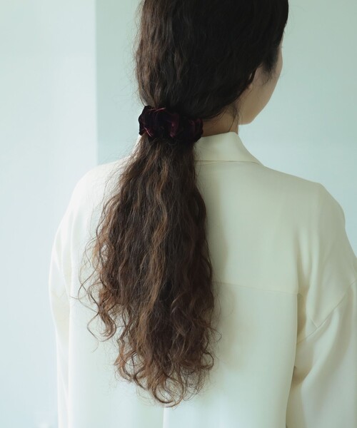 B:MING by BEAMS（ビーミングバイビームス）の「B:MING by BEAMS / ベロア シュシュ（シュシュ・レディース・ボルドー/ライトベージュ/ブラック・FREE）」の8枚目の写真