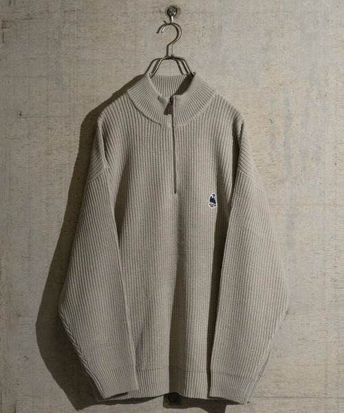 Red Cap Girl（レッドキャプガール）の「【a-r】〔Red Cap Girl/レッドキャップガール〕リブ編み ワッペン付き ハーフジップニット（ニット/セーター・メンズ・グレイッシュベージュ/ネイビー/ブラック・X-LARGE/MEDIUM/LARGE）」の7枚目の写真