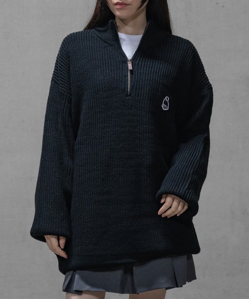 Red Cap Girl（レッドキャプガール）の「【a-r】〔Red Cap Girl/レッドキャップガール〕リブ編み ワッペン付き ハーフジップニット（ニット/セーター・メンズ・グレイッシュベージュ/ネイビー/ブラック・X-LARGE/MEDIUM/LARGE）」の19枚目の写真