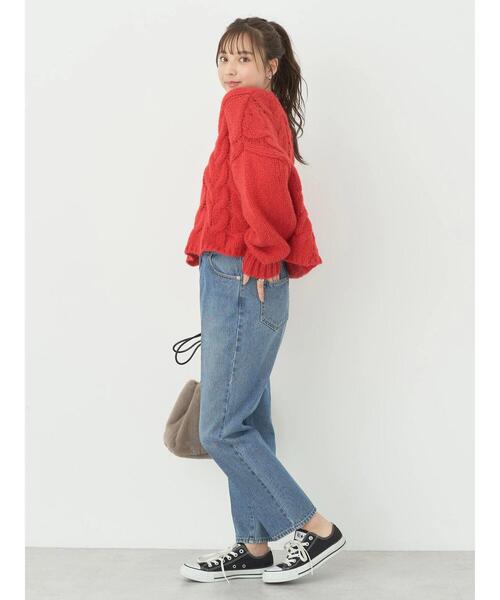 earth music&ecology(アースミュージックアンドエコロジー)の「ローゲージ手編み風ケーブルプルオーバー(Tシャツ/カットソー・レディース・オフホワイト/グレイッシュベージュ/ブルー/レッド・FREE)」の21枚目の写真