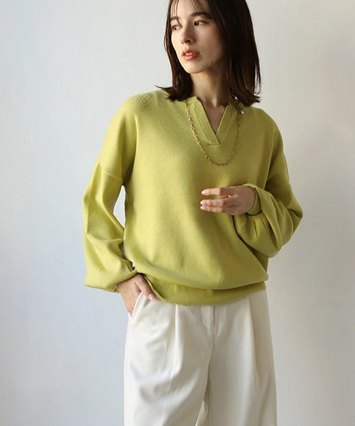 REAL CUBE（リアルキューブ）の「静電気防止やわもちキーネックニット（ニット/セーター・レディース・ブラック×ホワイト/パープル/ブラック/ホワイト/イエロー/ホワイト×ブラック・FREE）」の13枚目の写真