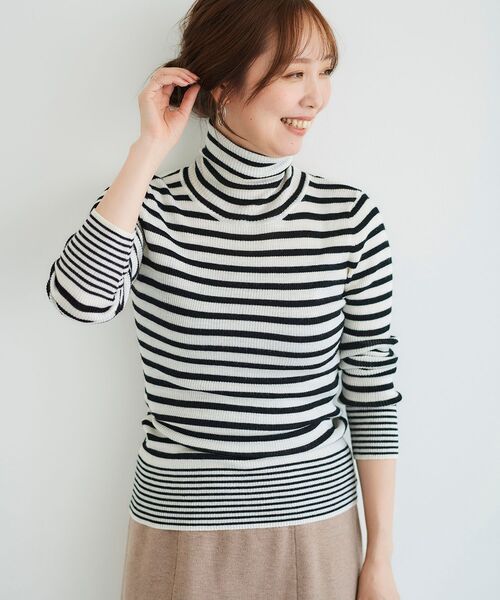 le.coeur blanc(ルクールブラン)の「ボーダーリブタートル(ニット/セーター・レディース・ホワイト系その他/ベージュ系その他3/ブラック系その他・38)」の5枚目の写真