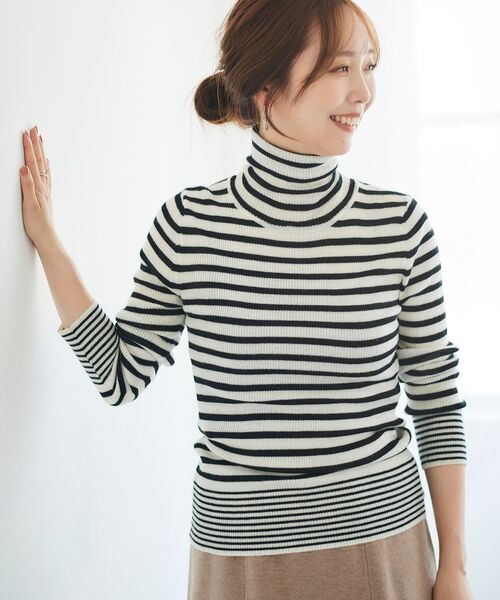 le.coeur blanc(ルクールブラン)の「ボーダーリブタートル(ニット/セーター・レディース・ホワイト系その他/ベージュ系その他3/ブラック系その他・38)」の6枚目の写真