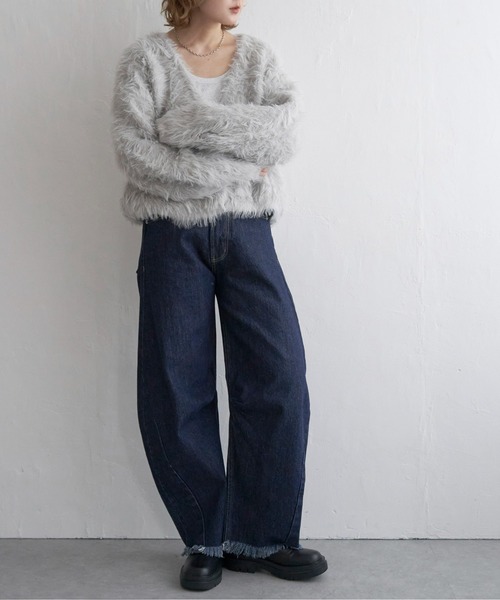 notch.（ノッチ）の「リバジャガードフェザーカーディガン（カーディガン/ボレロ・レディース・ライトグレー/オフホワイト/チャコールグレー・M）」の20枚目の写真