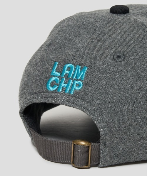 Design Tshirts Store graniph（デザイン　ティーシャツ　ストア　グラニフ）の「FRUIT OF THE LOOM× graniph LAMCHP SWEAT CAP（キャップ・メンズ・チャコール・FREE）」の4枚目の写真