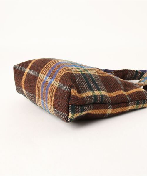 VIBGYOR Women（ヴィブジョー　ウィメン）の「【resonance】チェック柄 ミニトートバッグ（トートバッグ・レディース・A/B・FREE）」の4枚目の写真