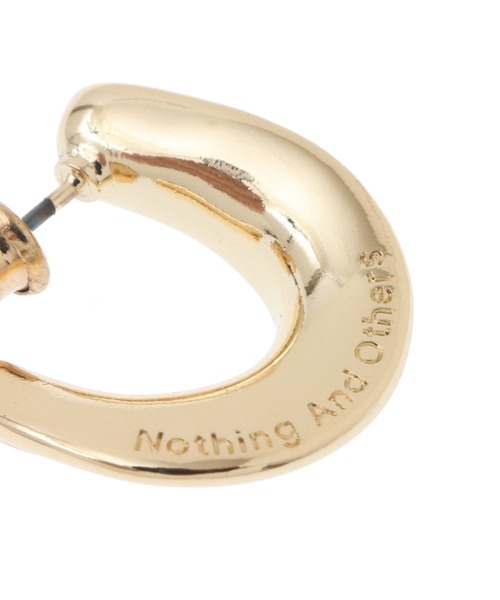 CLANE（クラネ）の「RIDGE MINI HOOP PIERCE（ピアス（両耳用）・レディース・ゴールド/シルバー・FREE）」の7枚目の写真