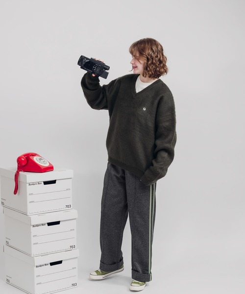 MUHET（ミュエータ）の「ライン入りストレートパンツ（その他パンツ・レディース・カーキ/ライトブルー/チャコールグレー・MEDIUM/SMALL/X-LARGE）」の16枚目の写真