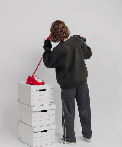 MUHET（ミュエータ）の「ライン入りストレートパンツ（その他パンツ・レディース・カーキ/ライトブルー/チャコールグレー・MEDIUM/SMALL/X-LARGE）」の17枚目の写真