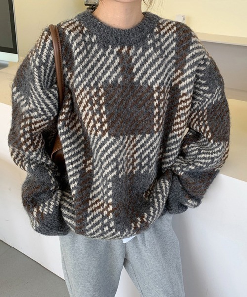 Miniministore(ミニミニストア)の「ニットセーター デカチェック柄 配色秋冬(ニット/セーター・レディース・ワインレッド/グレー・FREE)」の7枚目の写真