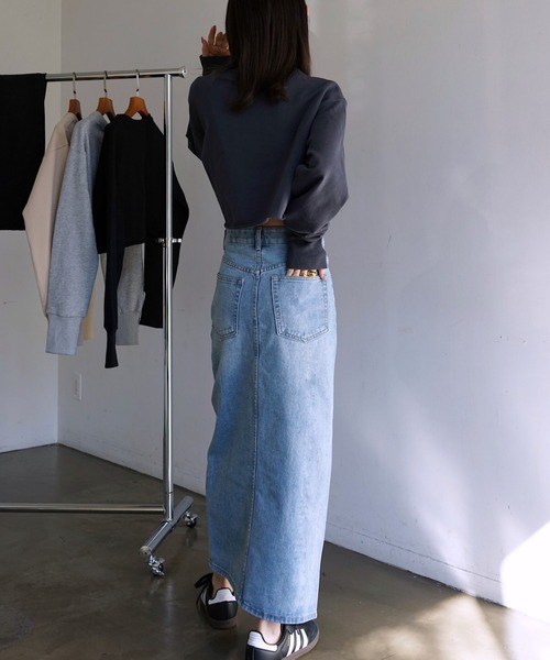 Mela（メラ）の「スリットデニムロングスカート（デニムスカート