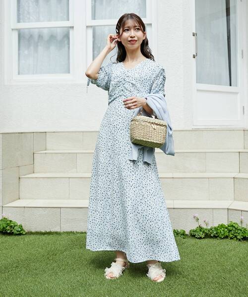 MAJESTIC LEGON（マジェスティックレゴン）の「はかなげフラワーギャザーワンピ（ワンピース・レディース・グリーン系その他/ホワイト系その他2/ブルー系その他2/ブルー系その他4・SMALL/MEDIUM）」の15枚目の写真