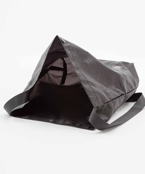 ADAM ET ROPE'(アダムエロペ)の「【TRAVEL COUTURE】RIP shoulder(ショルダーバッグ・メンズ・ブラック・FREE)」の6枚目の写真