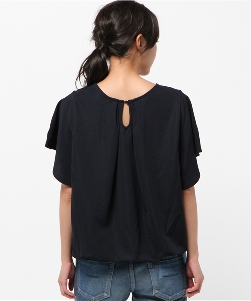 ikka(イッカ)の「フレアスリーブプルオーバー(Tシャツ/カットソー・レディース・ネイビー/キャメル・MEDIUM/LARGE)」の5枚目の写真