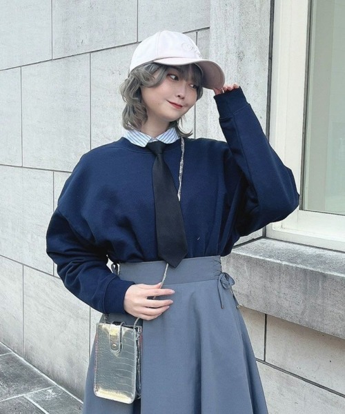 F i.n.t(フィント)の「ロゴ刺繍サテンキャップ/fint(キャップ・レディース・ブルーグレー/ライトピンク/アイボリー・FREE)」の3枚目の写真