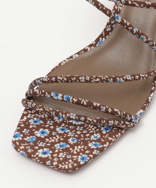 LOWRYS FARM(ローリーズファーム)の「ラインヒールサンダル 112931(サンダル・レディース・ブラック/シルバー/ブラック系その他/ブラウン系その他・MEDIUM/LARGE)」の16枚目の写真