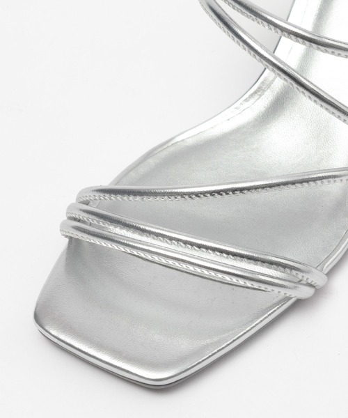 LOWRYS FARM(ローリーズファーム)の「ラインヒールサンダル 112931(サンダル・レディース・ブラック/シルバー/ブラック系その他/ブラウン系その他・MEDIUM/LARGE)」の18枚目の写真