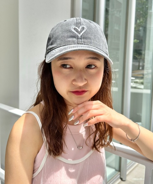 CLEA（クレア）の「ハート刺繍ピグメントキャップ（キャップ・レディース・ブラック/ベージュ/ピンク/ブルー・FREE）」の20枚目の写真