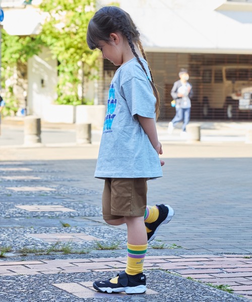 Life Support Products（ライフサポートプロダクツ）の「グラフィックプリントTシャツ（80～150cm）（Tシャツ/カットソー・キッズ・チャコール/マスタード/ラベンダー/レッド/ブラック/カーキ/オフホワイト/ターコイズブルー/ブルー/グレー・80/90/95/100/110/120/130/140/150）」の20枚目の写真