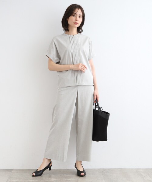 INDIVI(インディヴィ)の「◆【UVケア/接触冷感/SETUP可能】麻混ストレッチ タックブラウス(シャツ/ブラウス・レディース・ブラック/ブルー系8/ライトグレー系3/ベージュ系3・40/05/13/15 /36/38/19)」の20枚目の写真