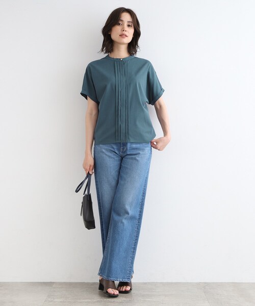 INDIVI(インディヴィ)の「◆【UVケア/接触冷感/SETUP可能】麻混ストレッチ タックブラウス(シャツ/ブラウス・レディース・ブラック/ブルー系8/ライトグレー系3/ベージュ系3・40/05/13/15 /36/38/19)」の17枚目の写真