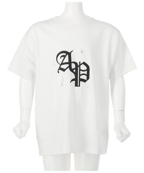 ANAP kids（アナップキッズ）の「オールドイングリッシュ箔プリントビッグTシャツ【親子お揃（Tシャツ/カットソー・キッズ・ブラック/ホワイト・130cm/110cm/120cm）」の3枚目の写真