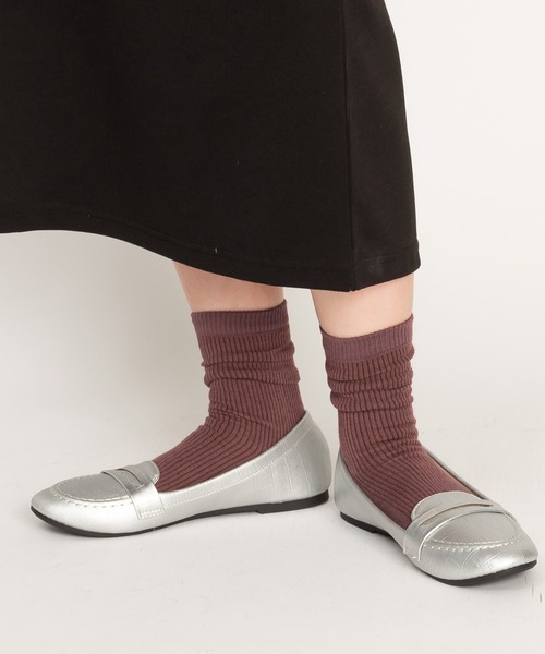 SVEC（シュベック）の「カラーリング リブソックス（ソックス/靴下・レディース・ホワイト/チャコールグレー/ライトブルー/ブラウン/グレー/ピンク/イエロー/オレンジ/ブラック/レッド/ワイン/ブルー/グリーン/マスタード/ラベンダー/アイボリー/グリーン系その他/イエロー系その他/ライトピンク/パープル・FREE）」の5枚目の写真