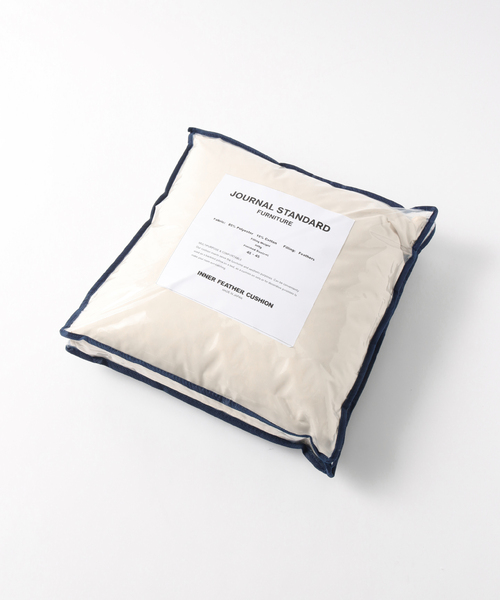 journal standard Furniture （ジャーナルスタンダードファニチャー）の「FEATHER CUSHION PRESS JSF クッション中材 45cm角（クッション/クッションカバー・レディース・その他・FREE）」の2枚目の写真